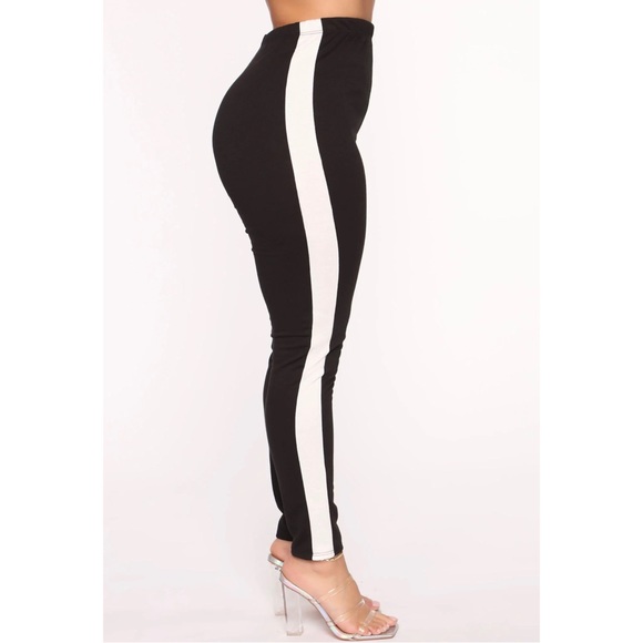 ⚫️⚪️FN Outfit - Picture 7 of 8